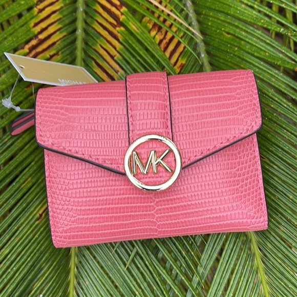 MICHAEL KORS CARMEN MEDIUM FLAP LOGO BIFOLD WALLET GRAPEFRUIT - Picture 3 of 16